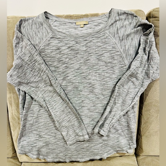 Lilla P ladies Crewneck - Picture 1 of 2